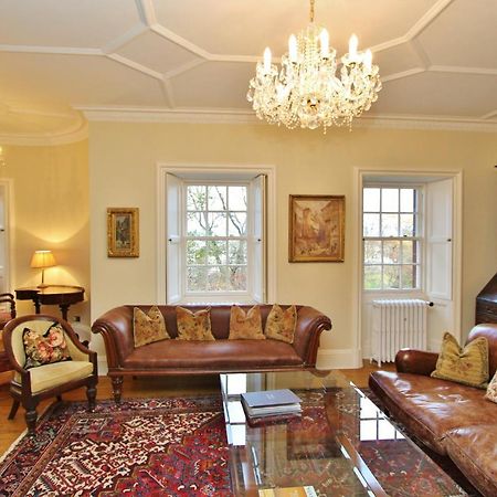 Ramsay Garden - Spacious 3-Bedroom Apartment Next To Edinburgh Castle 외부 사진