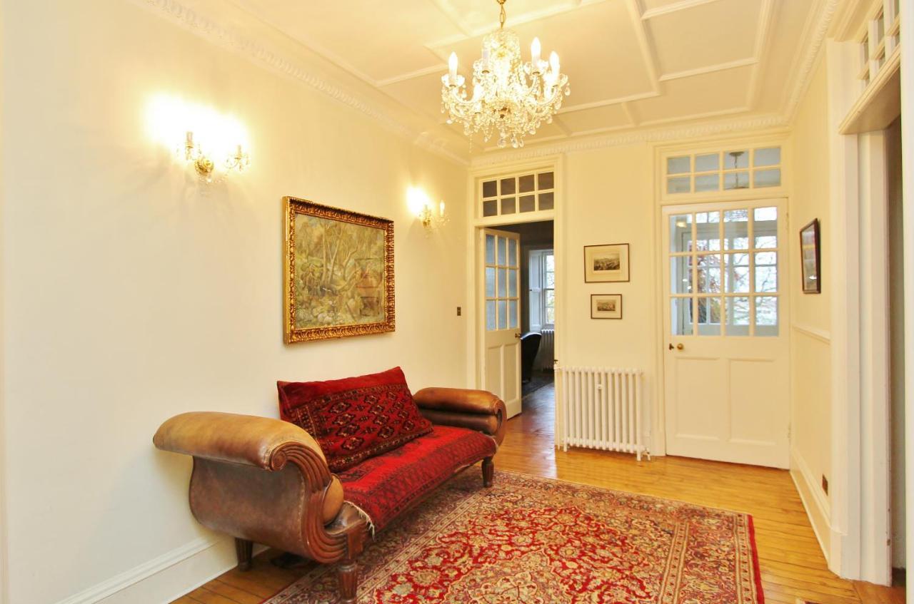 Ramsay Garden - Spacious 3-Bedroom Apartment Next To Edinburgh Castle 외부 사진