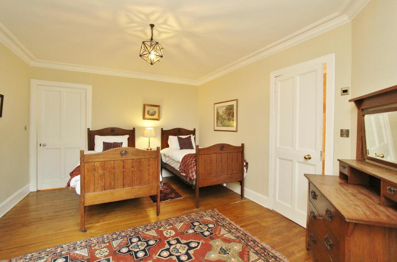 Ramsay Garden - Spacious 3-Bedroom Apartment Next To Edinburgh Castle 외부 사진