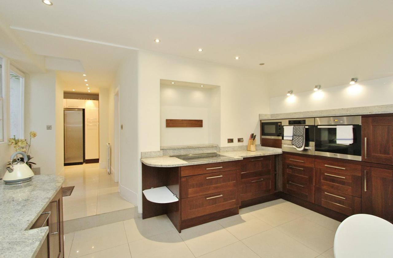 Ramsay Garden - Spacious 3-Bedroom Apartment Next To Edinburgh Castle 외부 사진