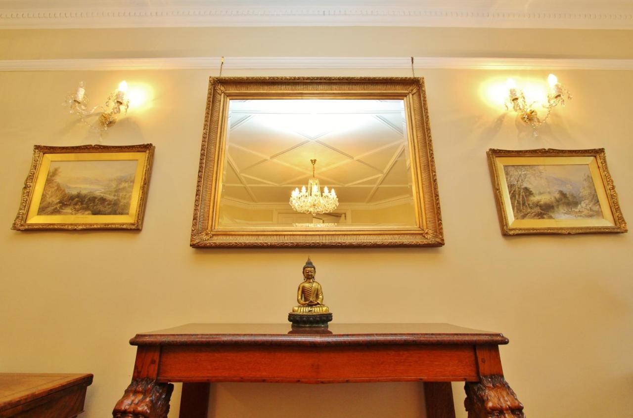 Ramsay Garden - Spacious 3-Bedroom Apartment Next To Edinburgh Castle 외부 사진